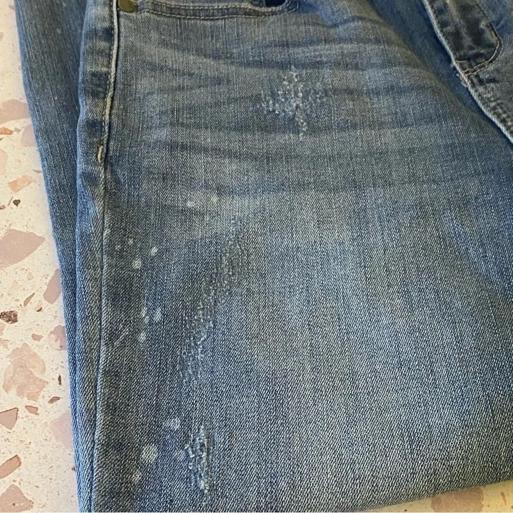 Judy Blue Size 29 Relaxed‎ Fit Jeans Distressed Whiskers Beach Splash Med Wash